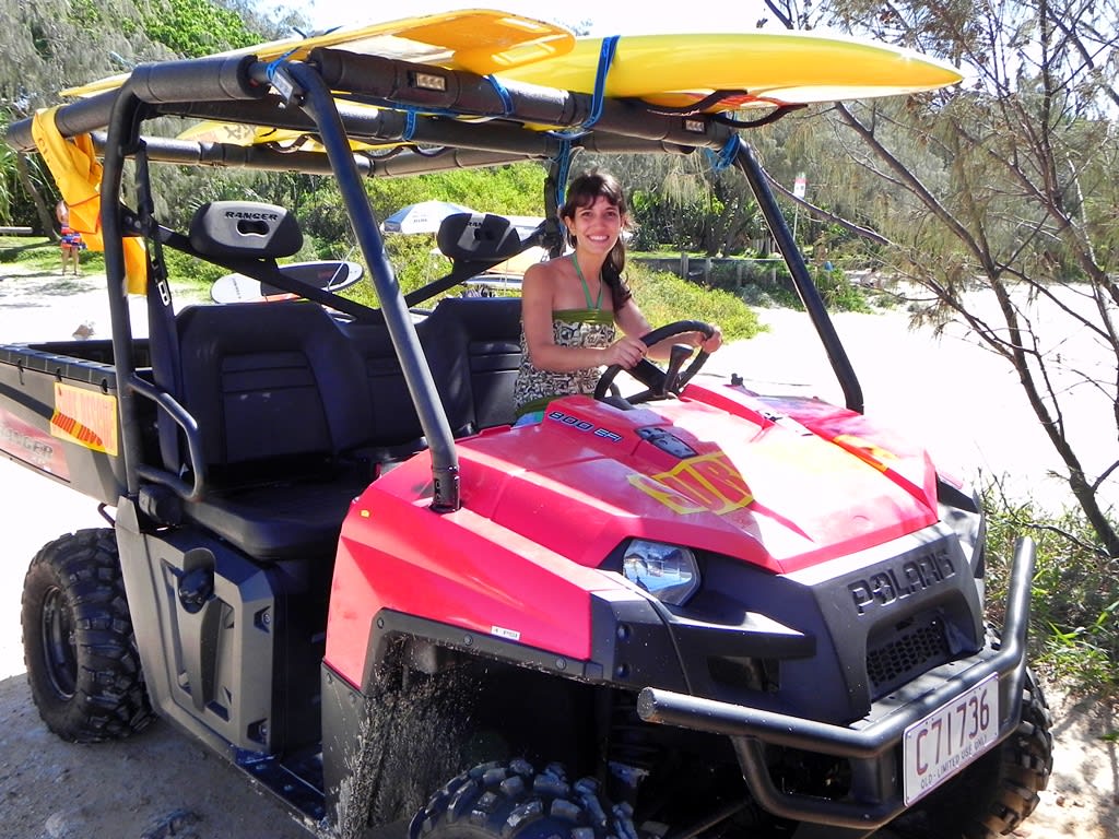 Manejando un carro de playa cuando estuve viviendo en Australia