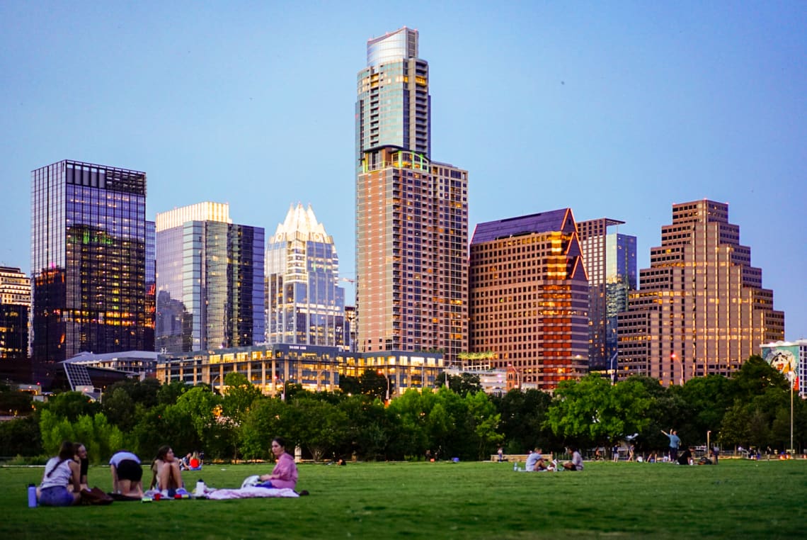 Singles travel: Austin