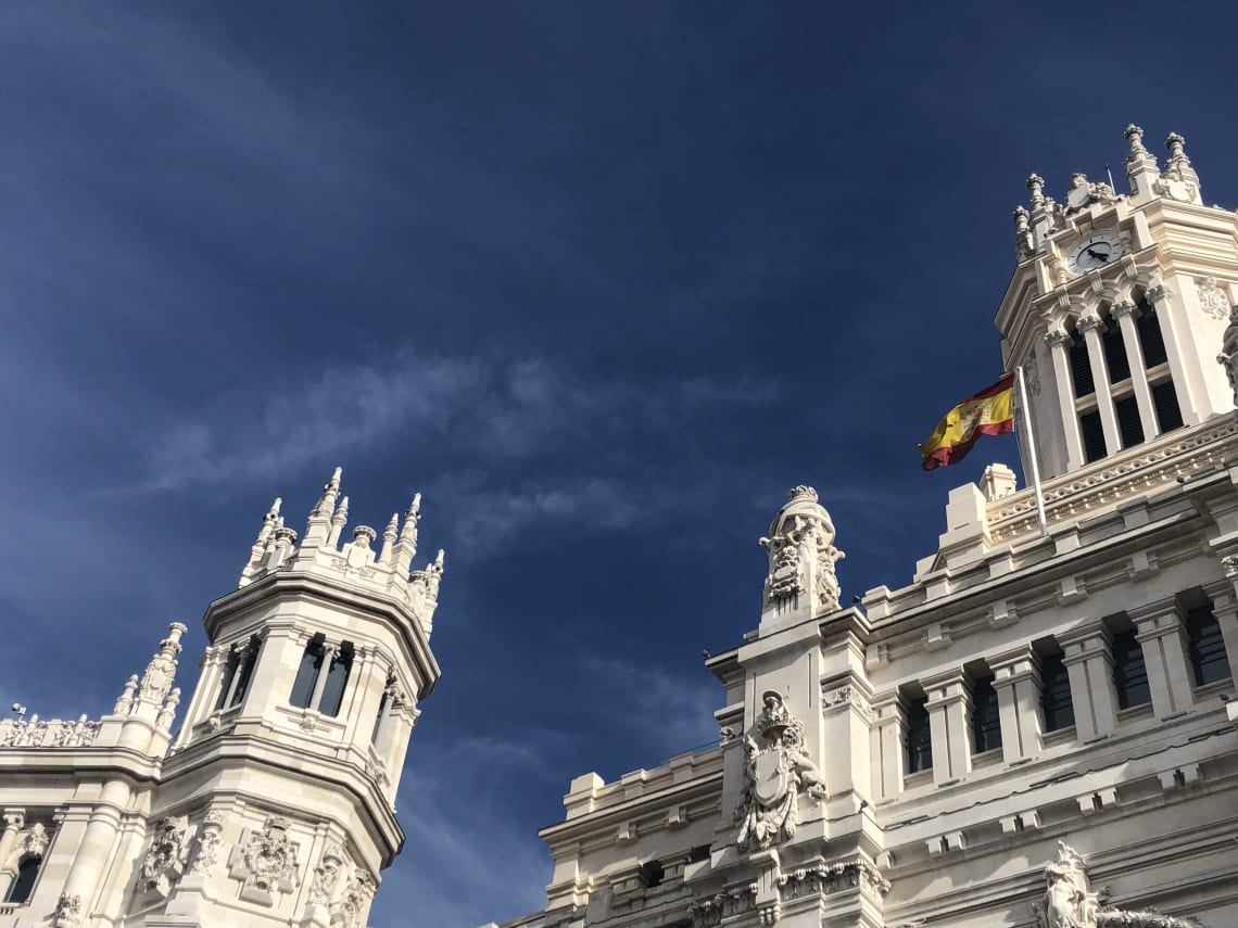 La guía más completa para viajar a Madrid - Worldpackers - fachadas de Madrid