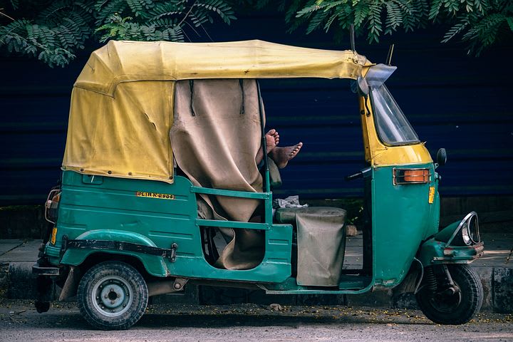 consejos para viajar solo a India - Worldpackers - Rickshaw en India