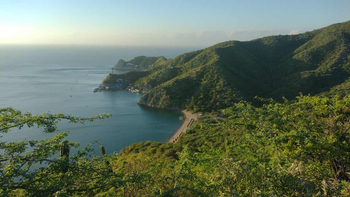 Viagem para colômbia: paisagem de praia.