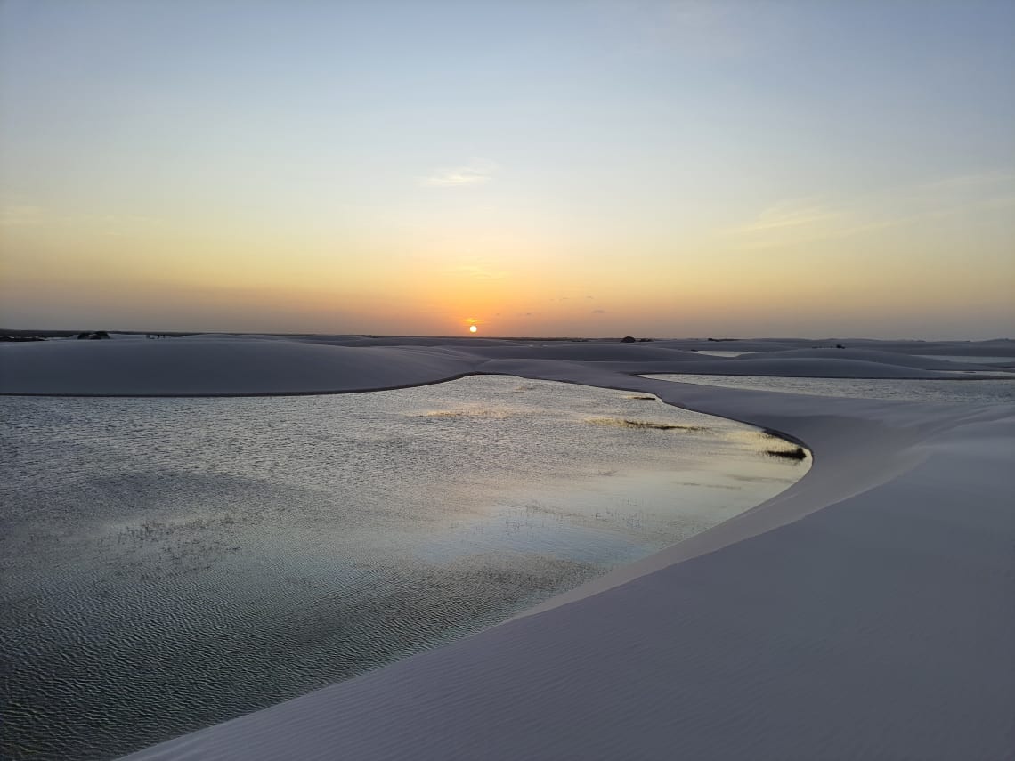 pôr do sol nos lençóis maranhenses