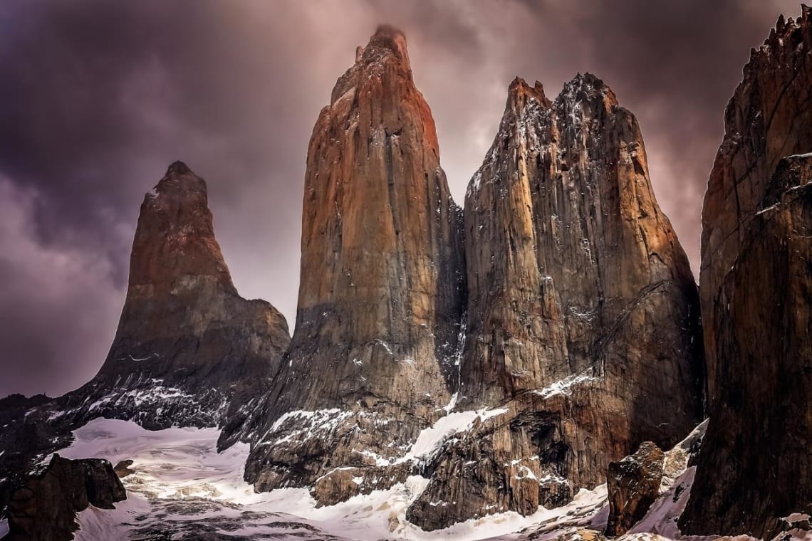 Las famosas torres del parque nacional al atardecer