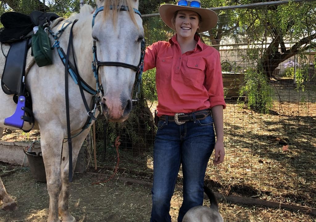 Volunteering to help with horses in Australia