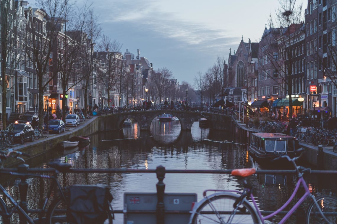 Top places and tips to travel alone in Europe