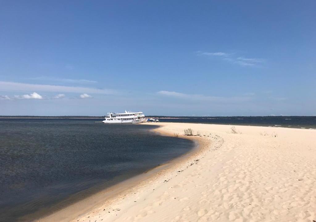 praia de rio em Alter do Chão, no Pará