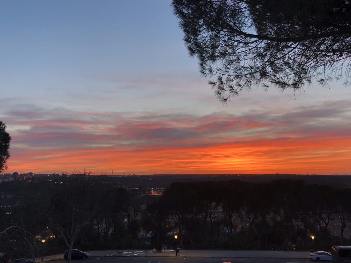 La guía más completa para viajar a Madrid - Worldpackers - atardeceres en Madrid