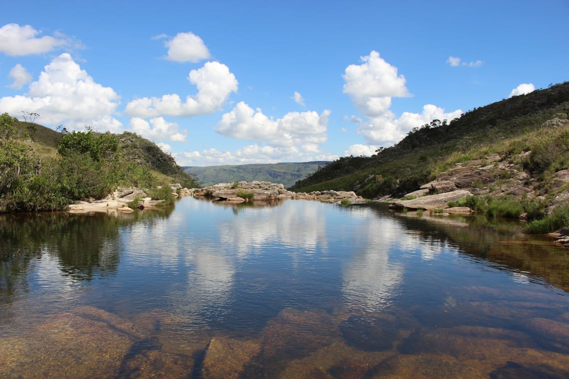 a cachoeira casca d'anta é uma das mais bonitas cachoeiras em minas gerais