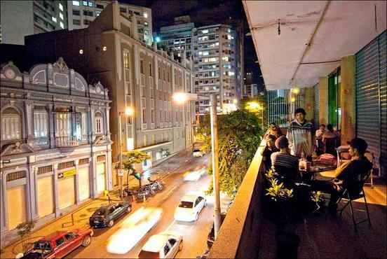 Bares alternativos em Belo Horizonte: Galeria Maletta