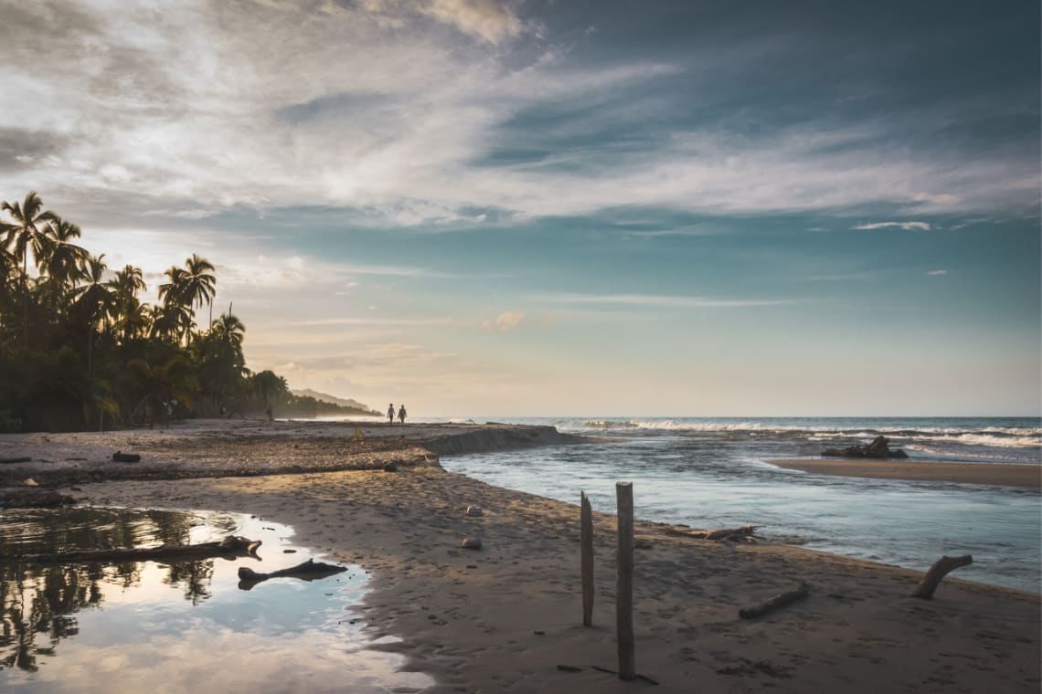 Atardecer en la playa de Palomino, Colombia