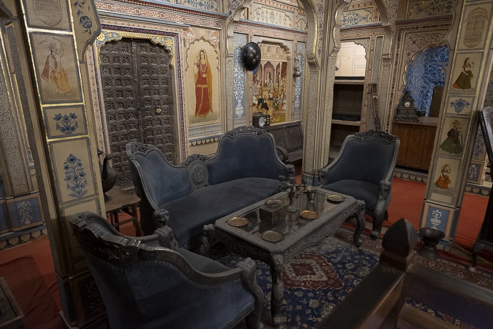 10 Cosas para hacer en Jaisalmer, India - visitar patino hi Haveli - Worldpackers