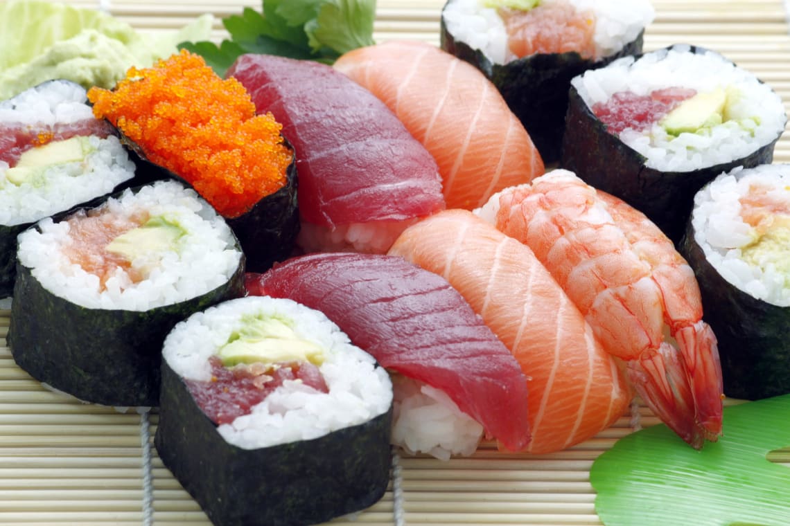 imagem de sushis