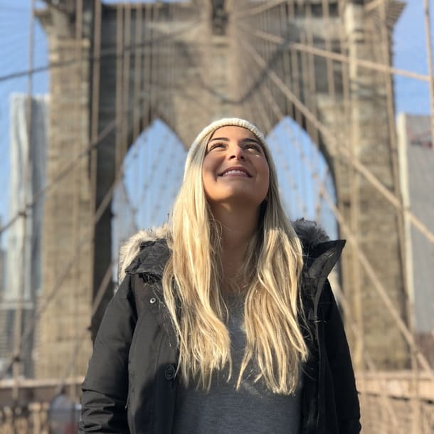 Ana Bertholdo em Nova York depois de viajar com a Worldpackers