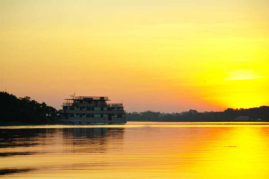 Pôr do Sol visto no trajeto do barco de Santarém até Belém