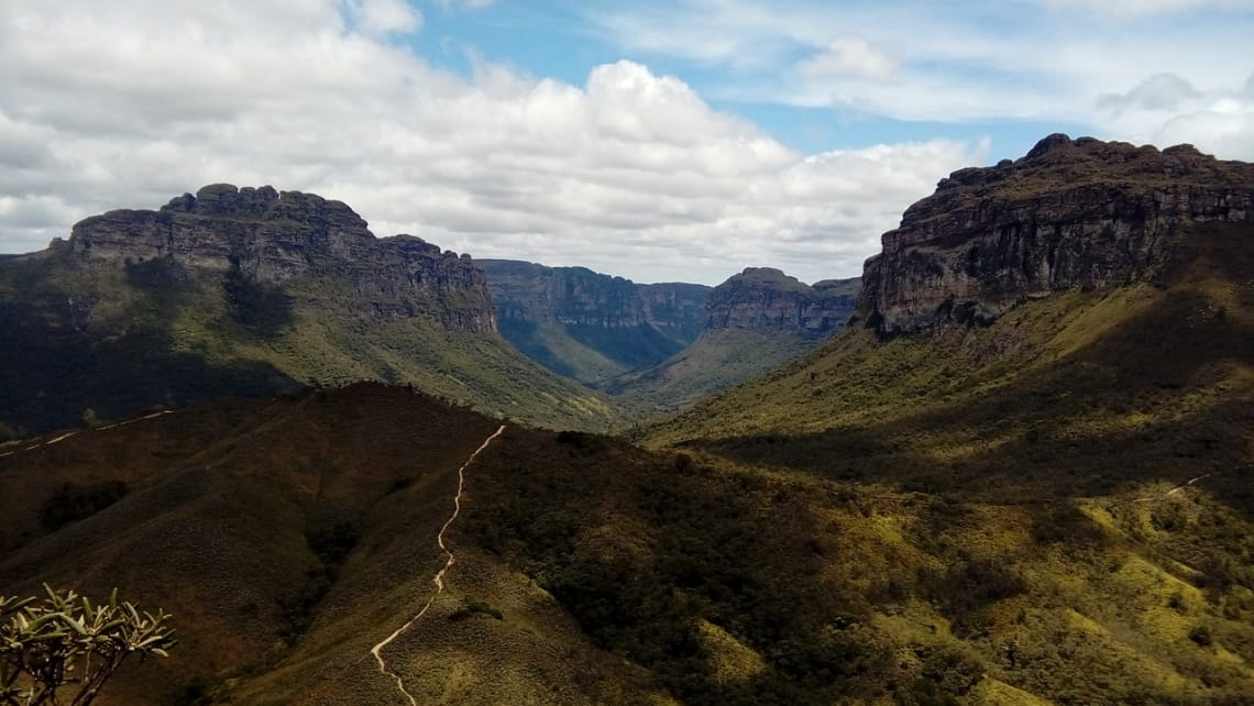 Trilha na Chapada Diamantina, Bahia, Brasil.