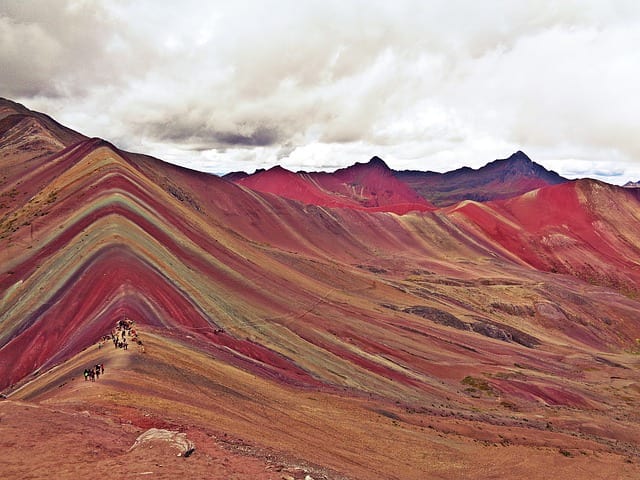 As montanhas coloridas, famoso ponto turístico do Peru