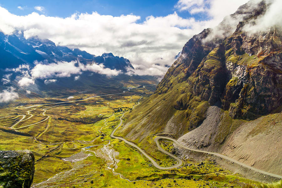 Los 10 mejores parques y reservas naturales en América del Sur que no te deberías perder - Worldpackers - Parque nacional cotapa en Bolivia