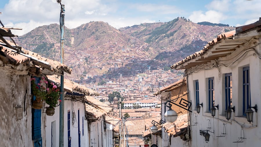 Las 20 mejores ciudades para viajar sola en América del Sur - Worldpackers - casas en cusco 