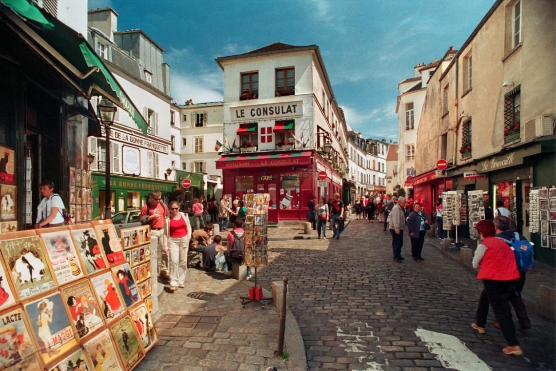 Cobblestoned touristy street in Paris