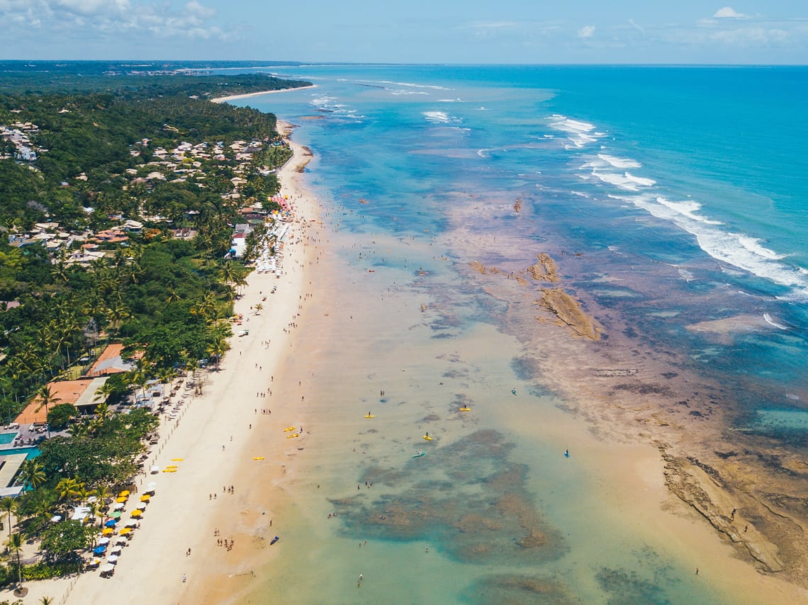 Vista aérea de praia de Porto Seguro