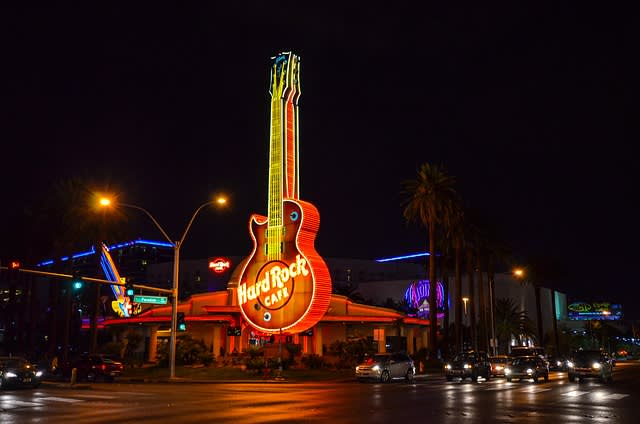 Jogo Na Noite E Ganha Por Las Vegas. Nevada Ganha Dinheiro Fácil.  Fotografia Editorial - Imagem de completamente, anunciar: 269423597