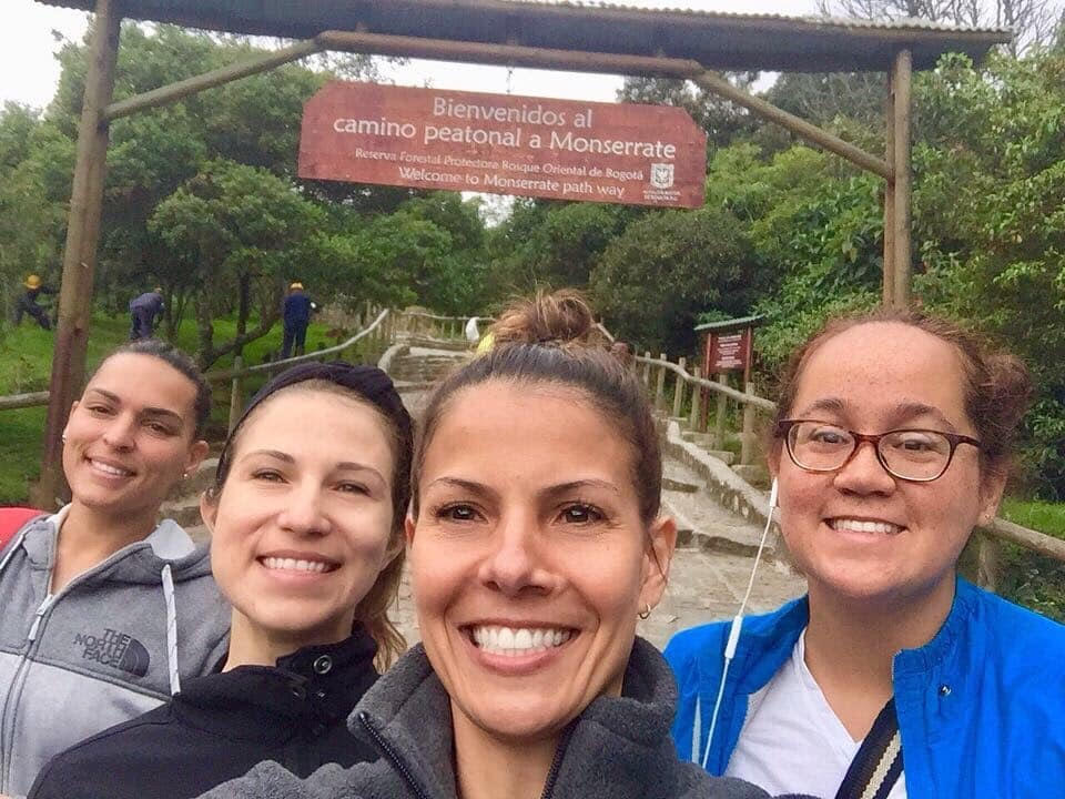 recorrido a pie al Cerro Monserrate