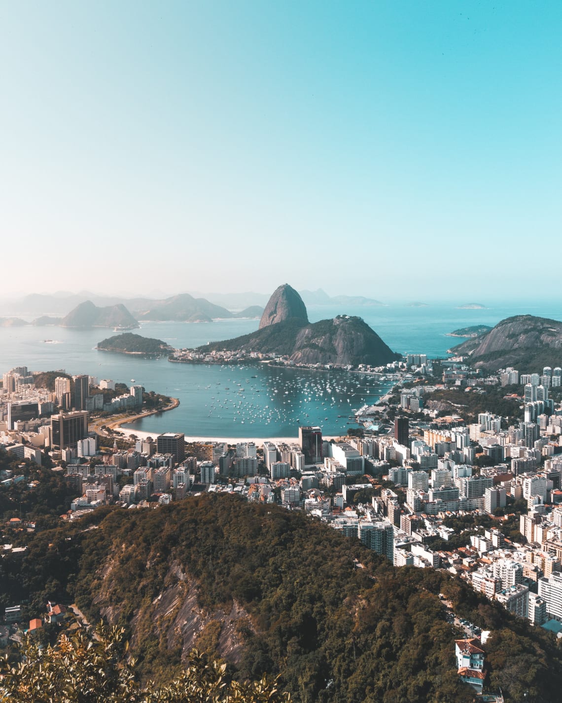 10 Beautiful Reasons To Visit Rio de Janeiro