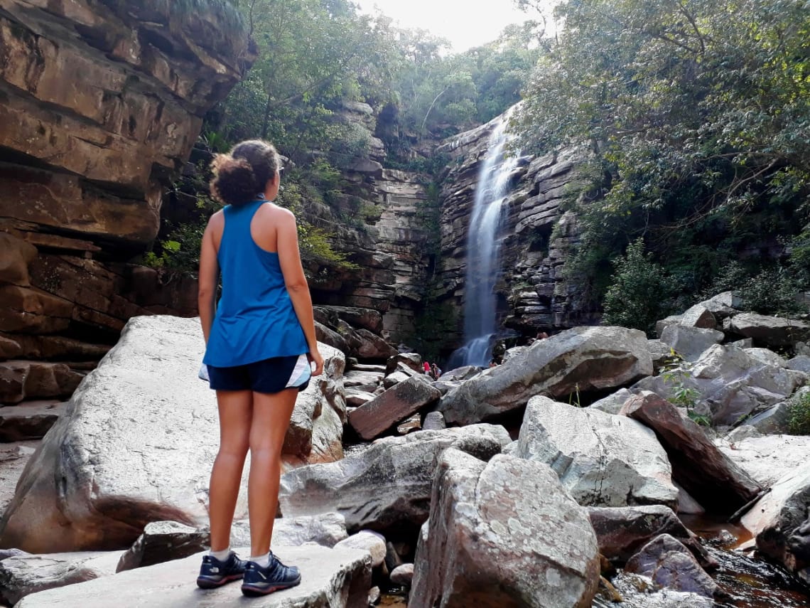 Viajante em cachoeira