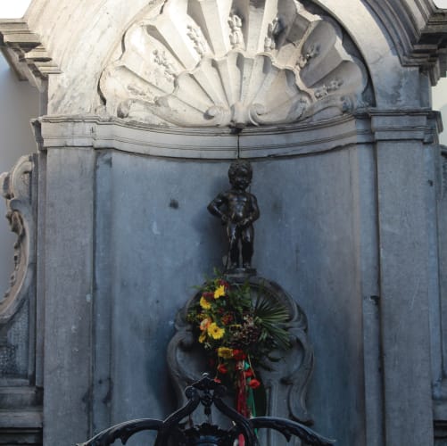 Guía para visitar Bruselas, Bélgica - Worldpackers - Manneken Pis 