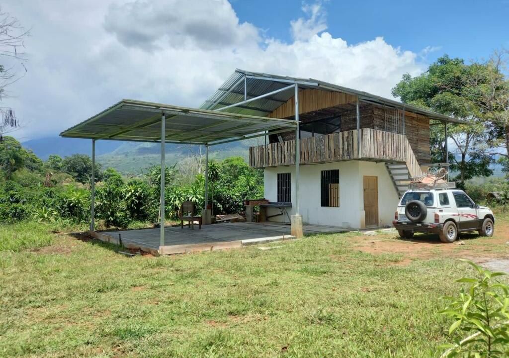 volunteer in Costa Rica