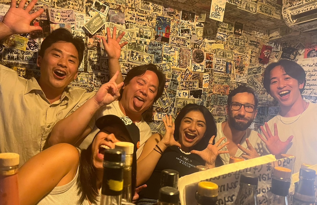 Shinjuku Bar Hopping Tour Guide