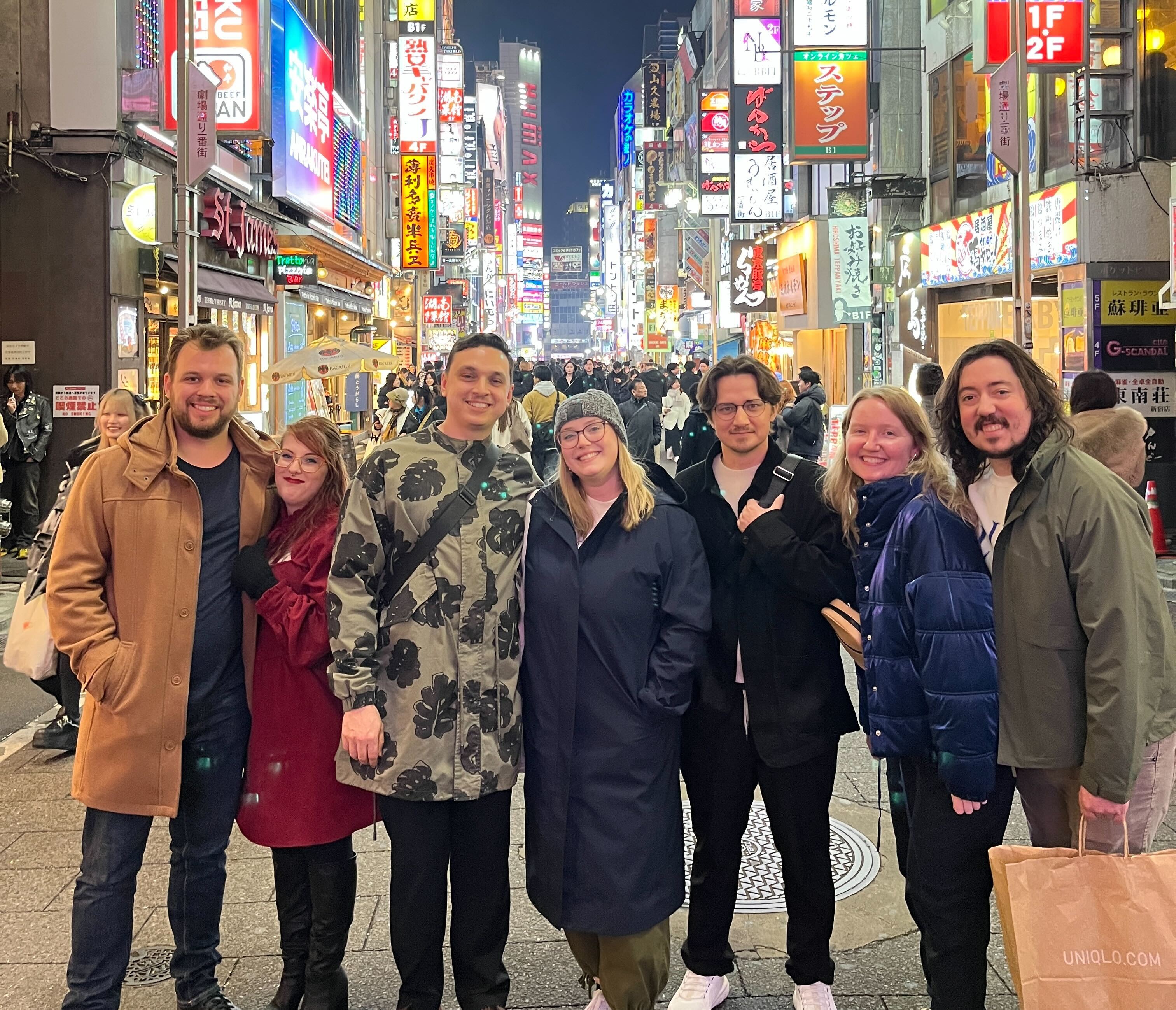 Shinjuku Bar Hopping Tour Guide