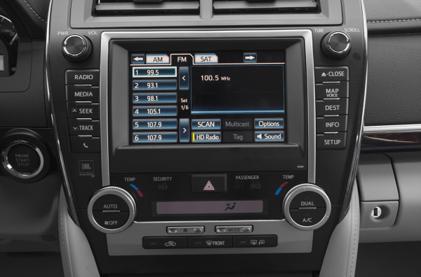 2012 Toyota Camry - Image 4
