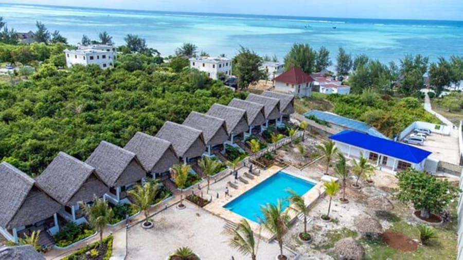 Kenya and Tanzania — lodging photo 1