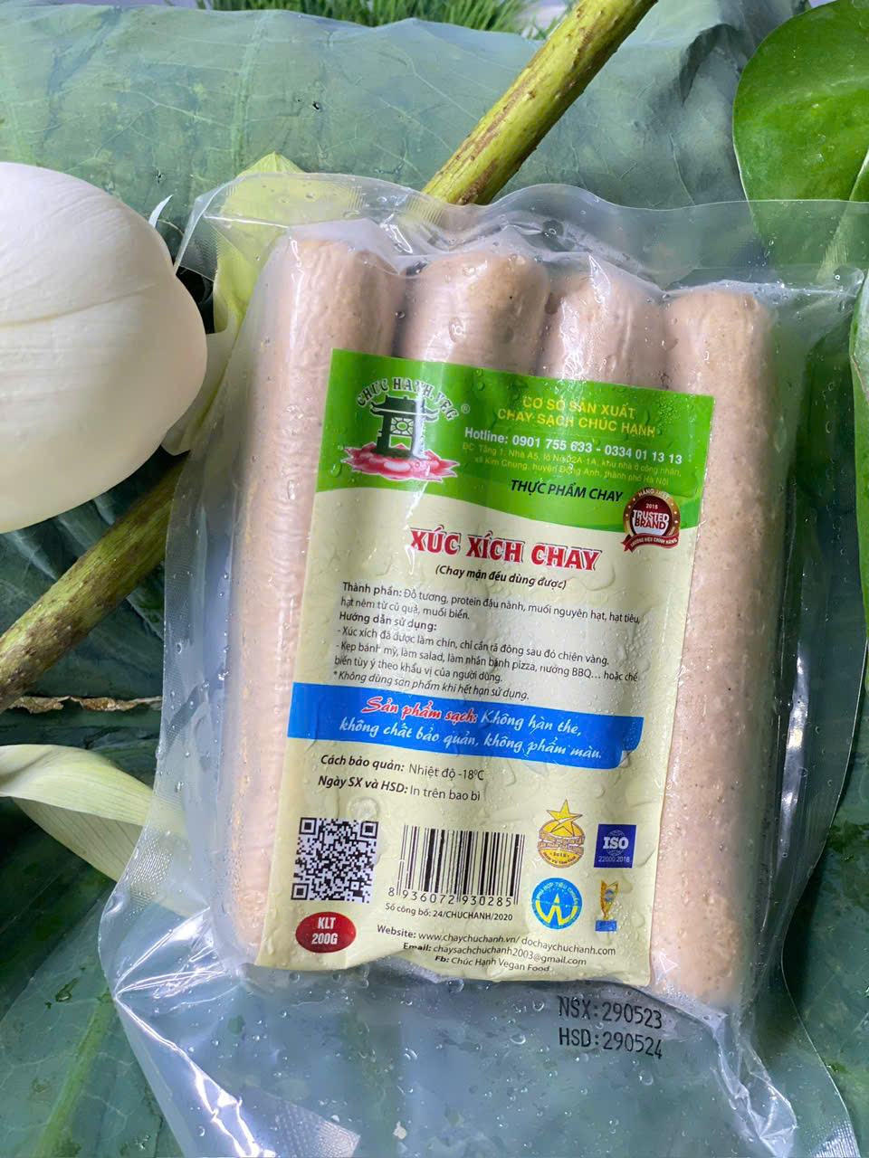 Xúc xích chay