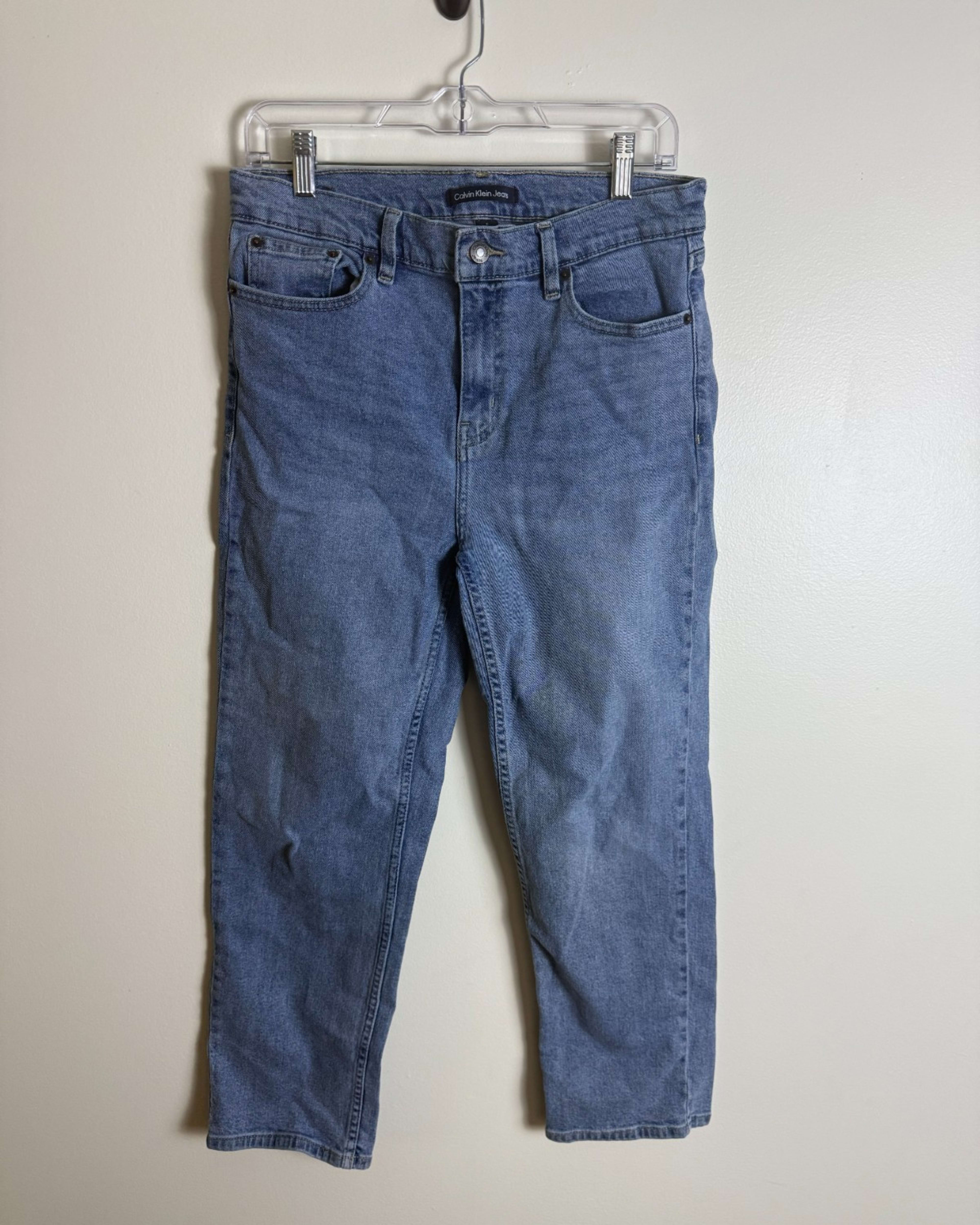 Calvin Klein Medium Wash Straight Leg Womens 8 Casual Denim Cropped Blue Jeans