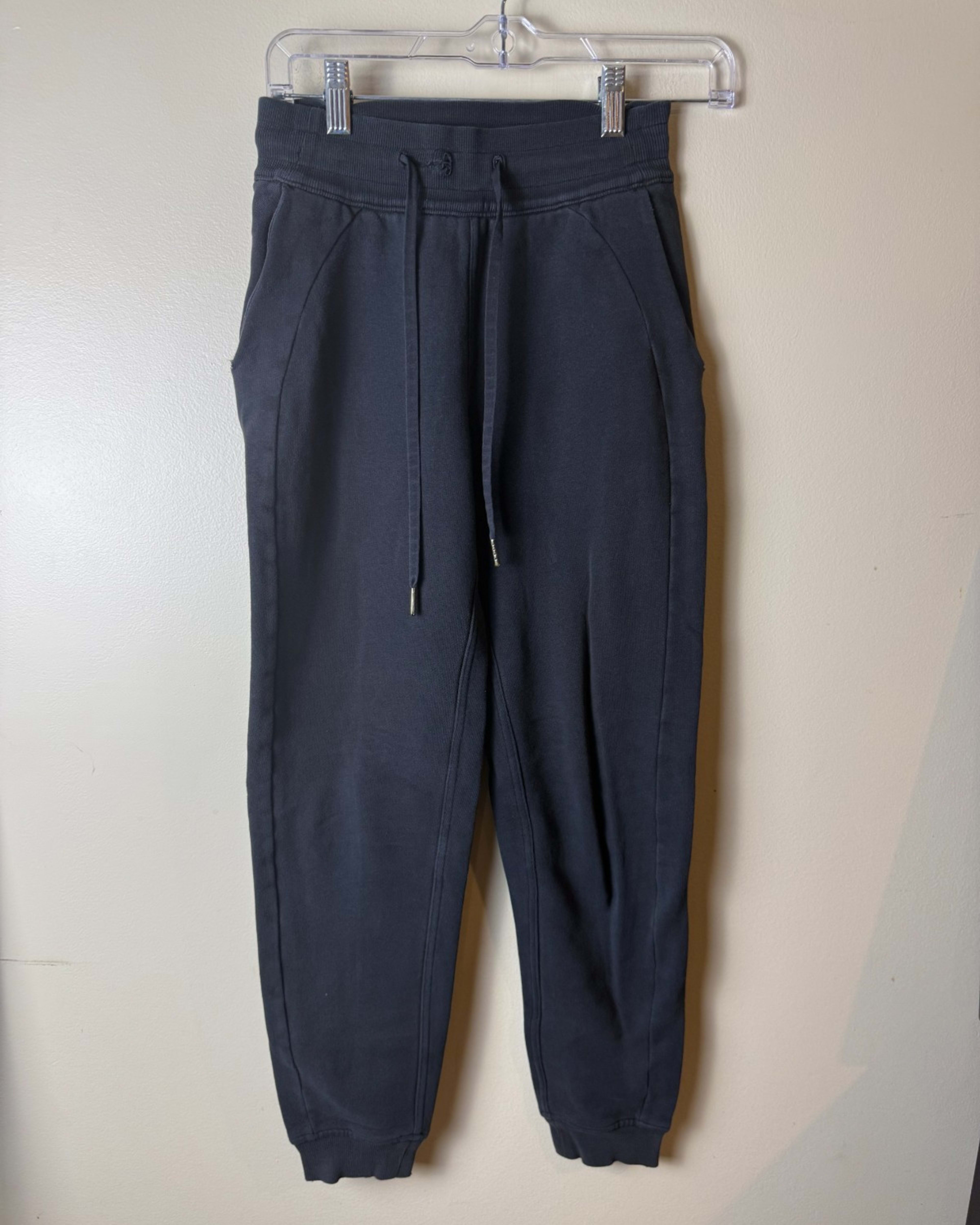 L\ululemon Fleece Jogger Pants Womens 2 Black Drawstring Pockets Athletics