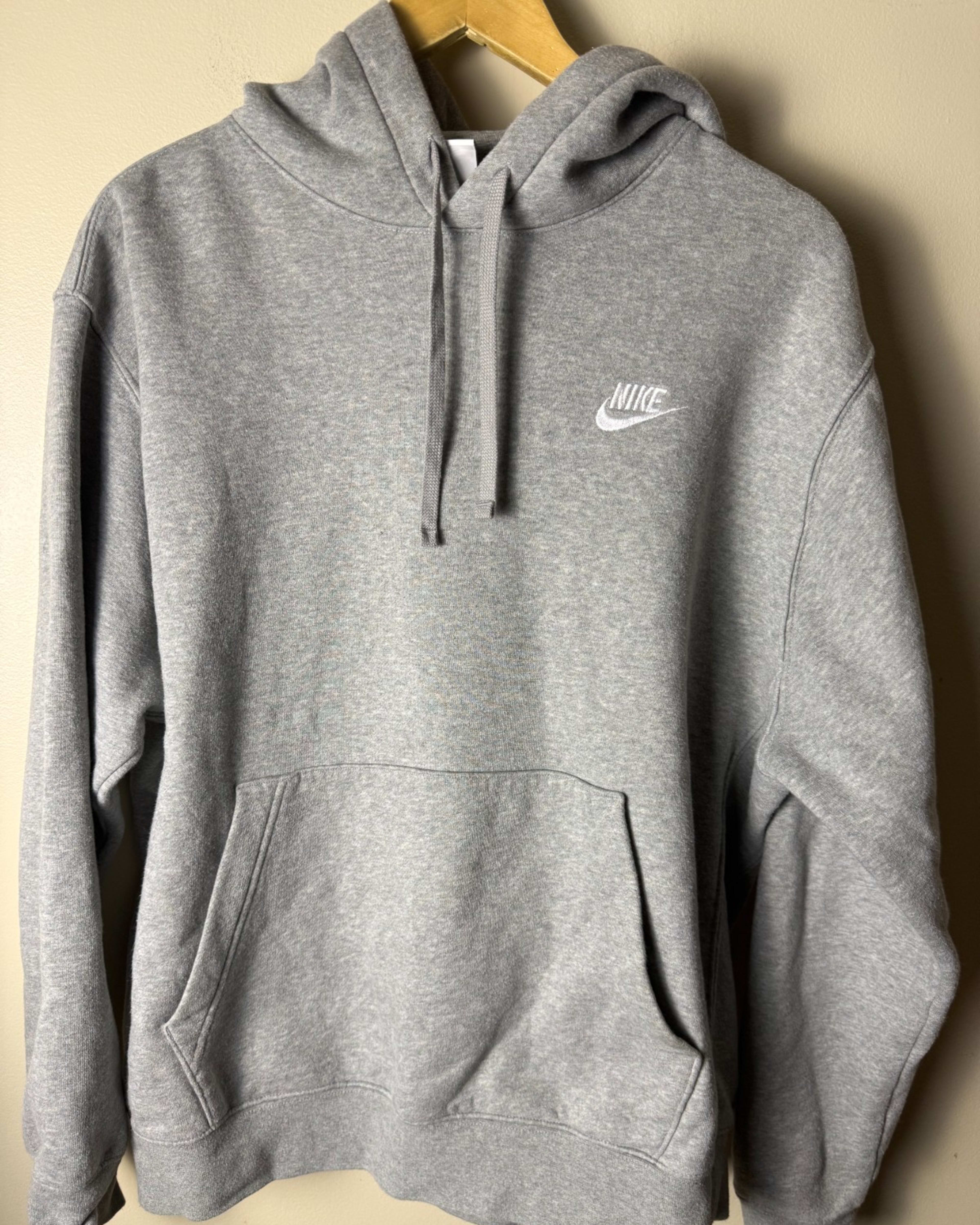 Nike Pullover Hoodie Mens L Fleece Drawstring Hood Pockets Logo Casual
