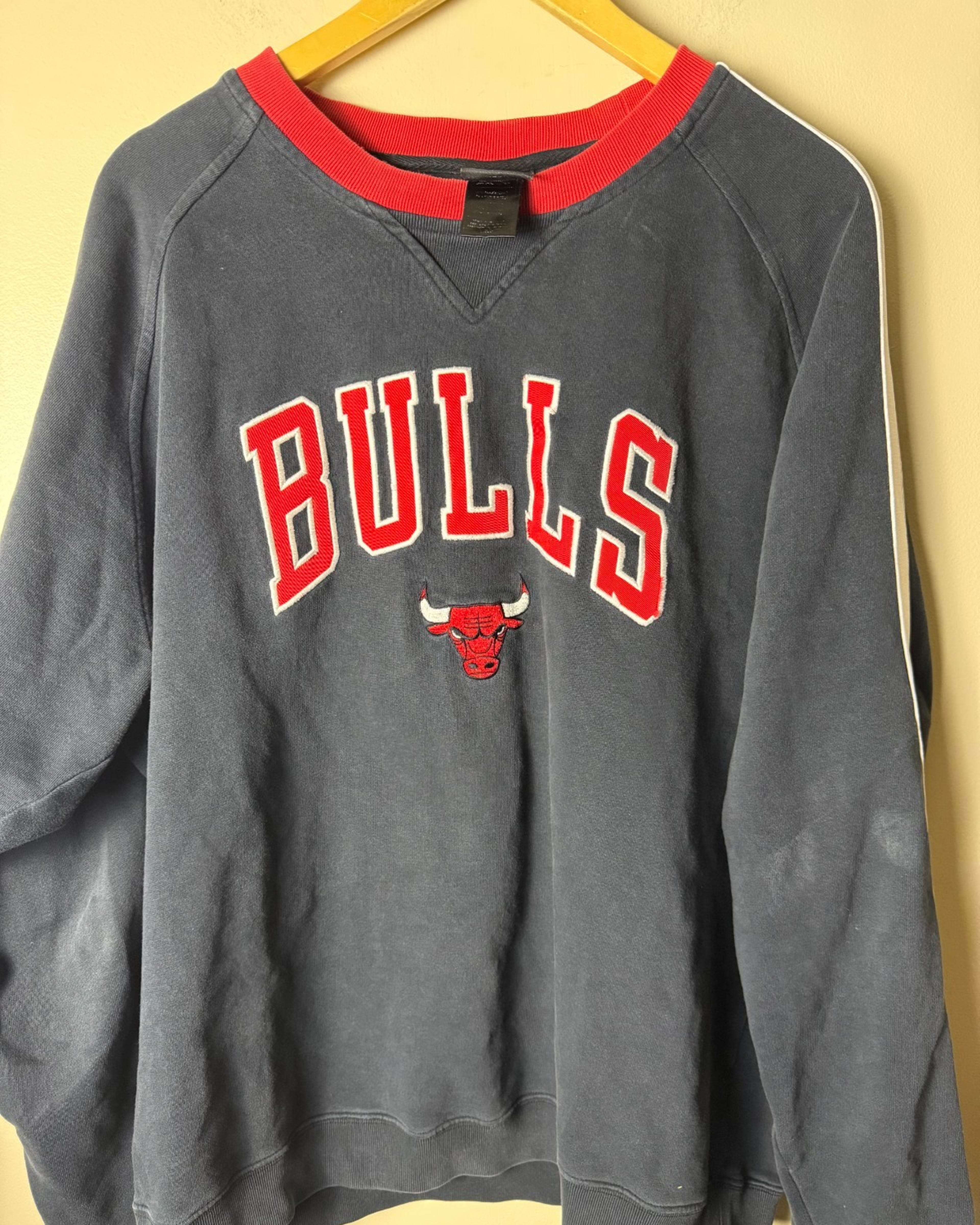 Vintage Adidas Chicago Bulls Long Sleeve Sweatshirt Mens L Black Striped