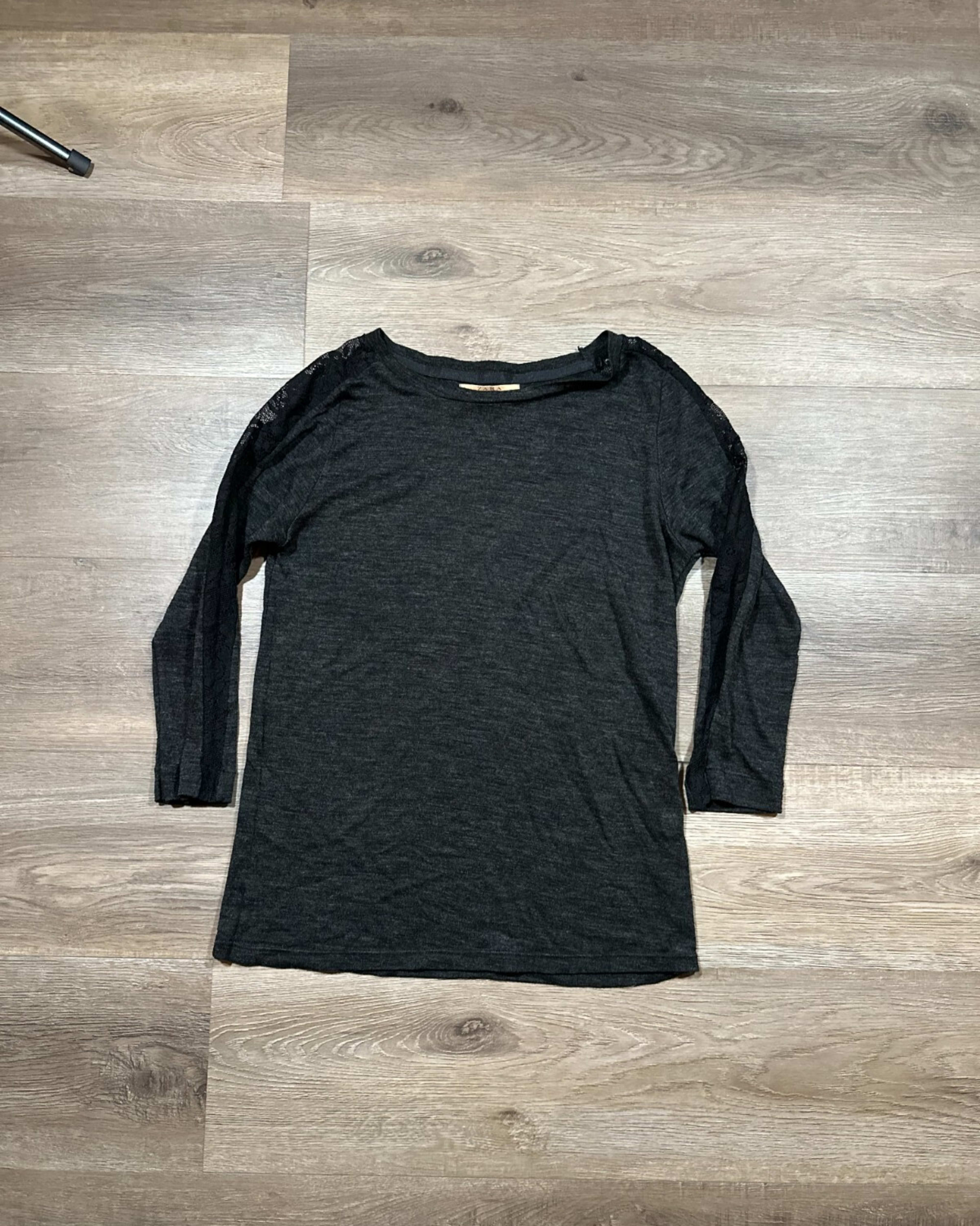 Zara Trafluc T Shirt Womens S Black Longsleeve Crewneck Breathable Preppy