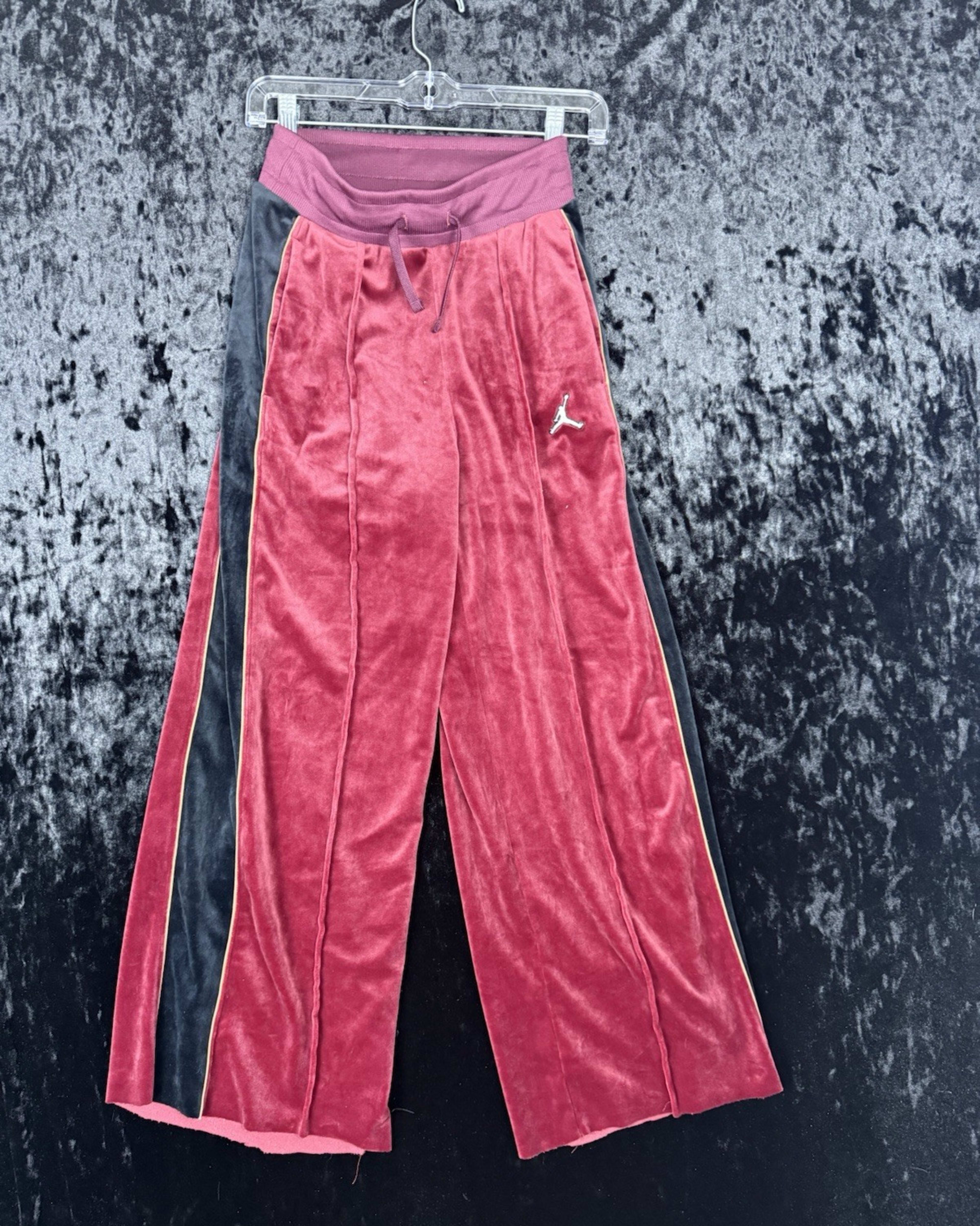 Nike Jordan Flight Velour Wide Leg Lifestyle Pants Womens XS Red Jumpman Logo