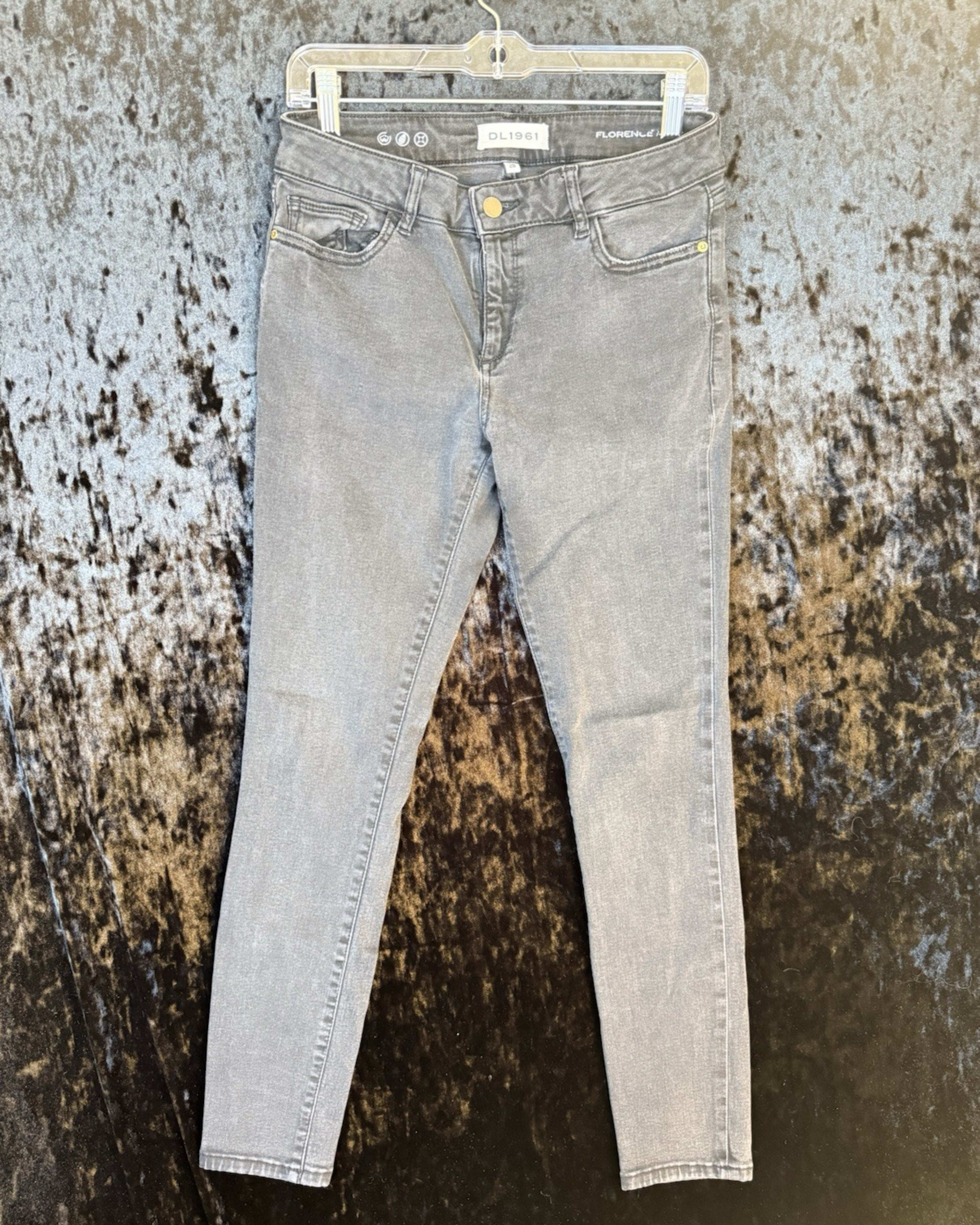 DL1961 Jeans Womens 28 Black Fade Florence Instasculpt Cropped Clifton Comfort