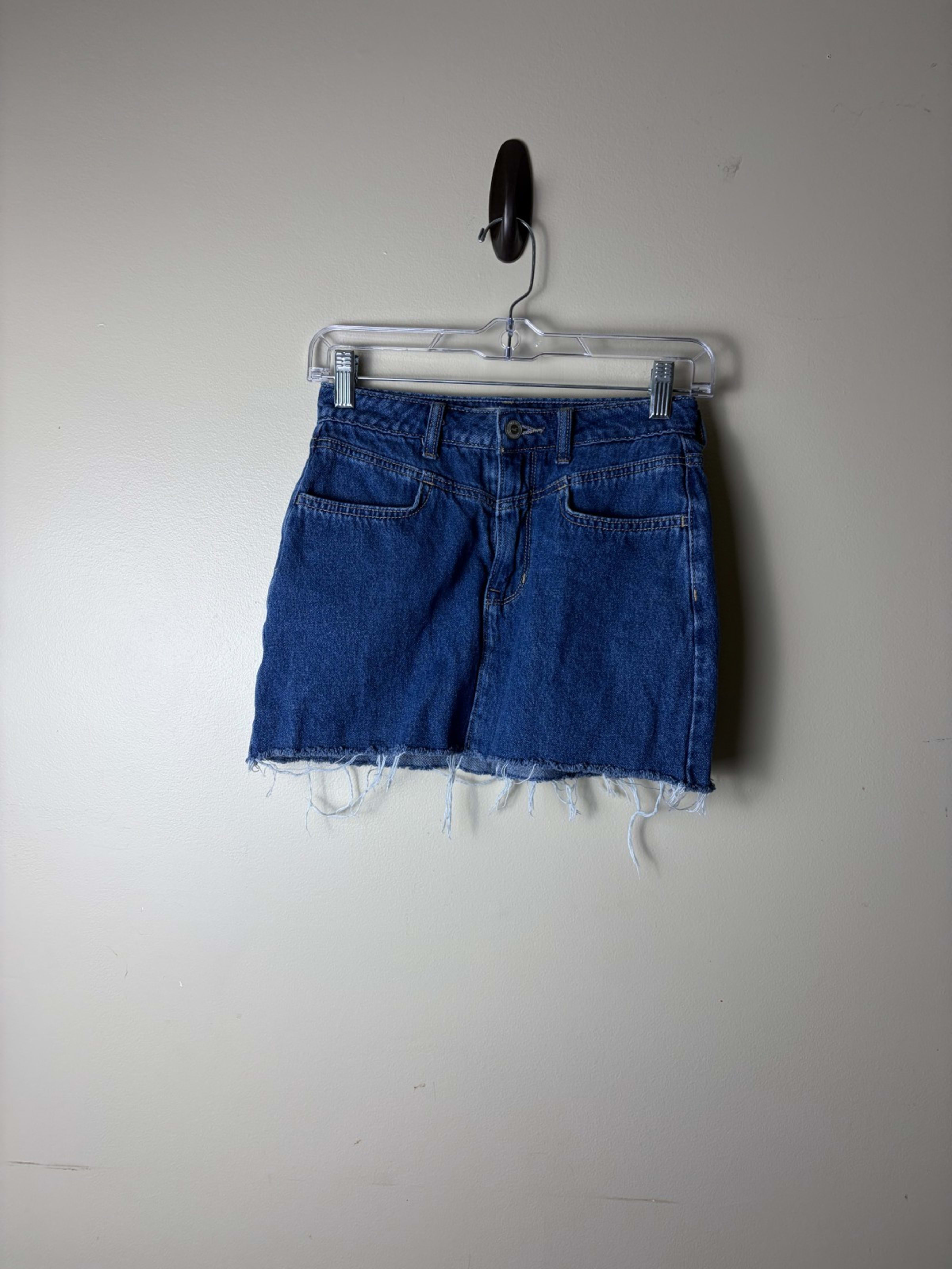 Hollister Ultra High Rise Denim Mini Skirt Womens 0 Distressed Raw Hem Y2K