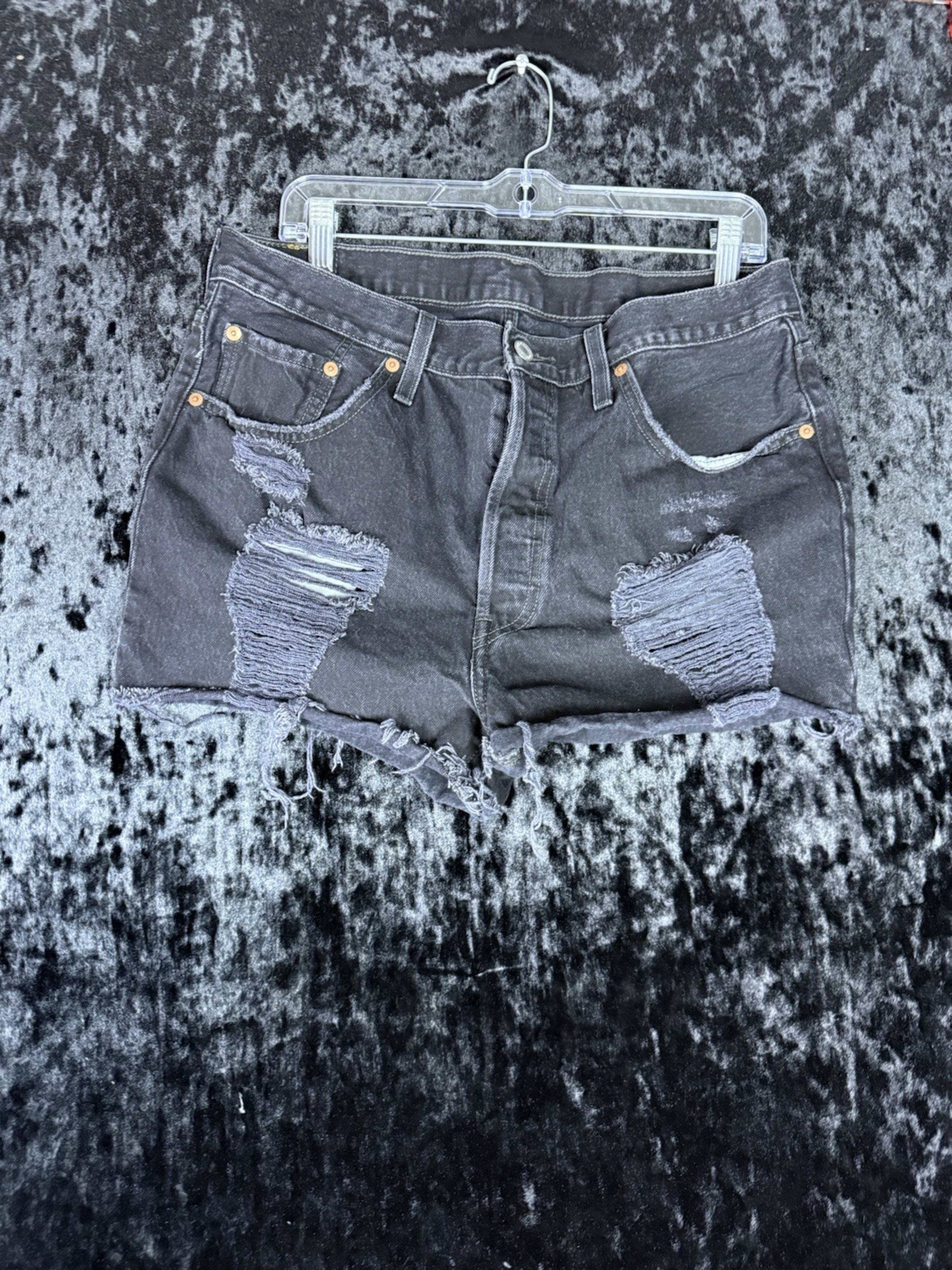 Levis 501 Shorts Womens 33 Black Cut Off Distressed Dark Wash Denim Button Fly