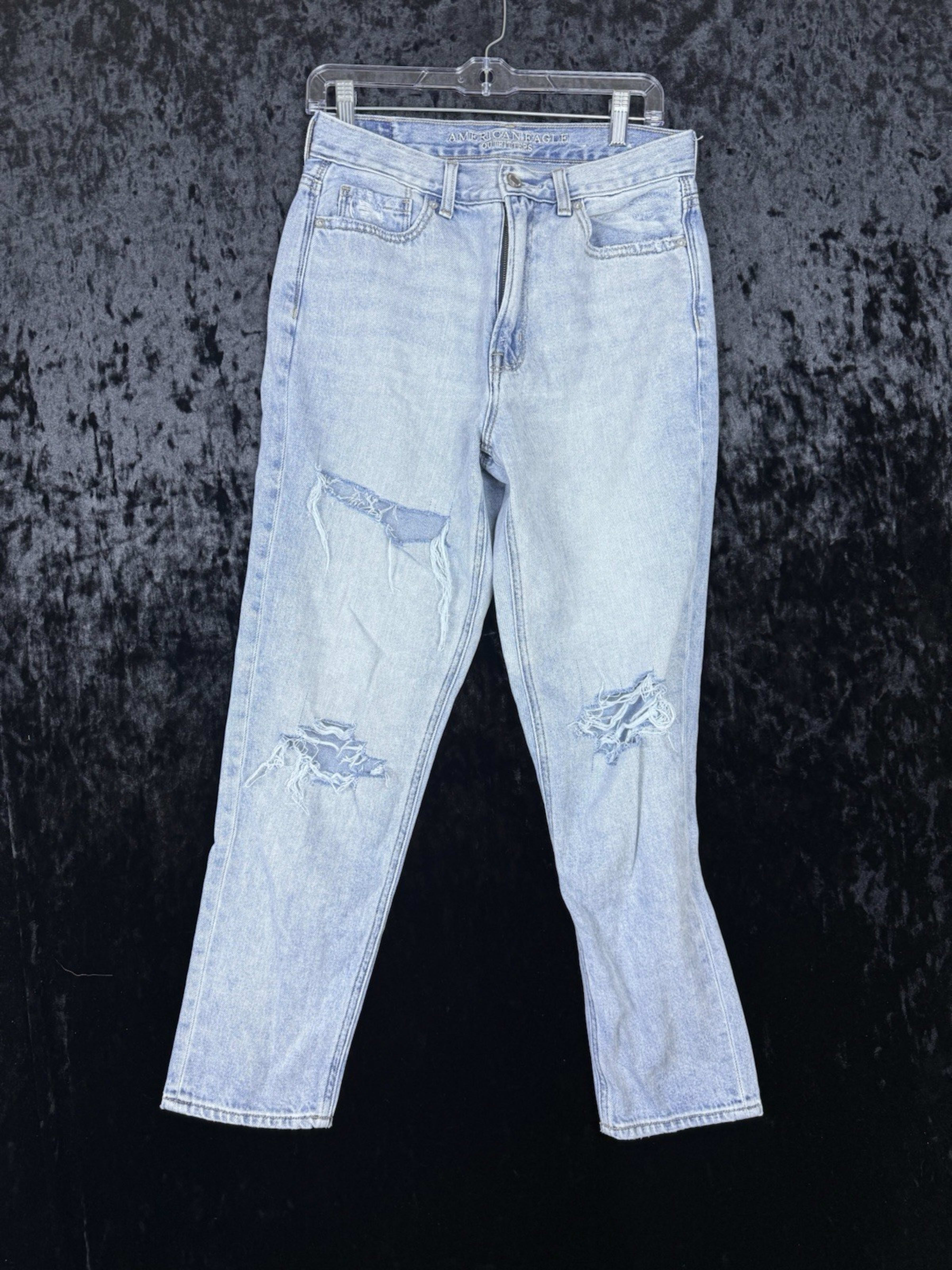 American Eagle Jeans Women’s 6 Straight Light Blue Denim High Rise Disstressed