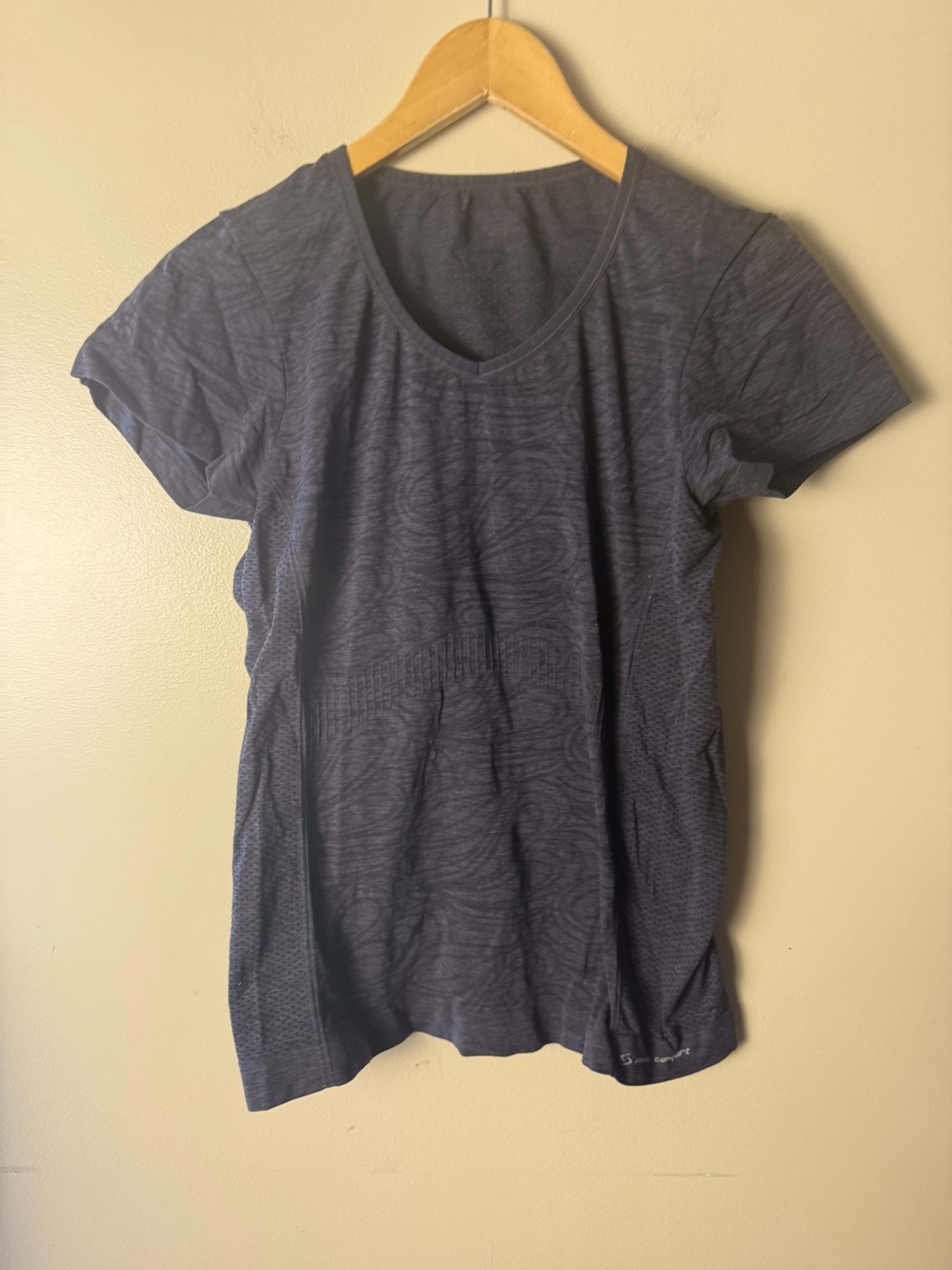 Moving Comfort Textured Activewear Top Women's XS Black Short Sleeve