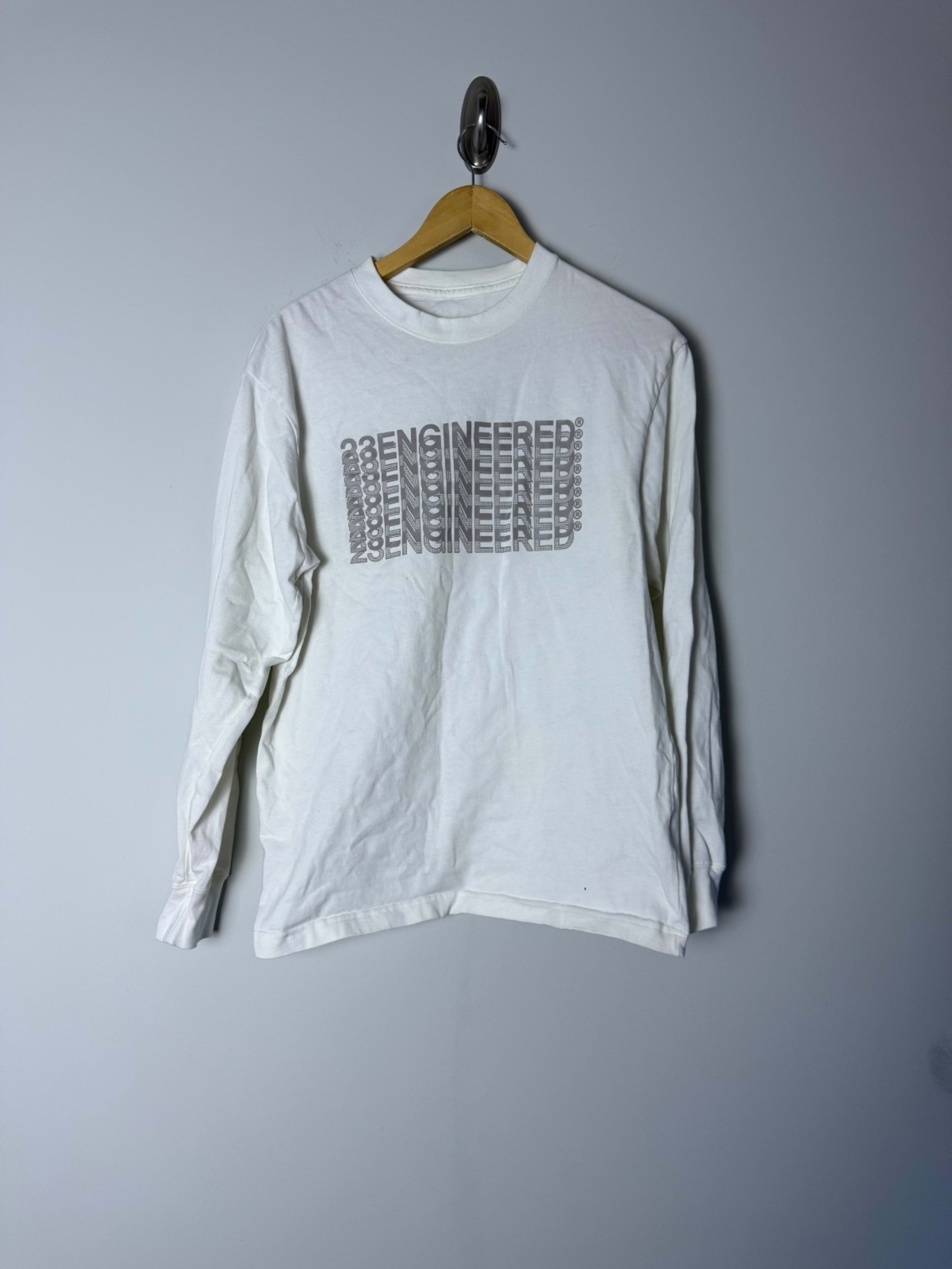 Jordan Brand Long Sleeve T-Shirt Men's S White Graphic Print