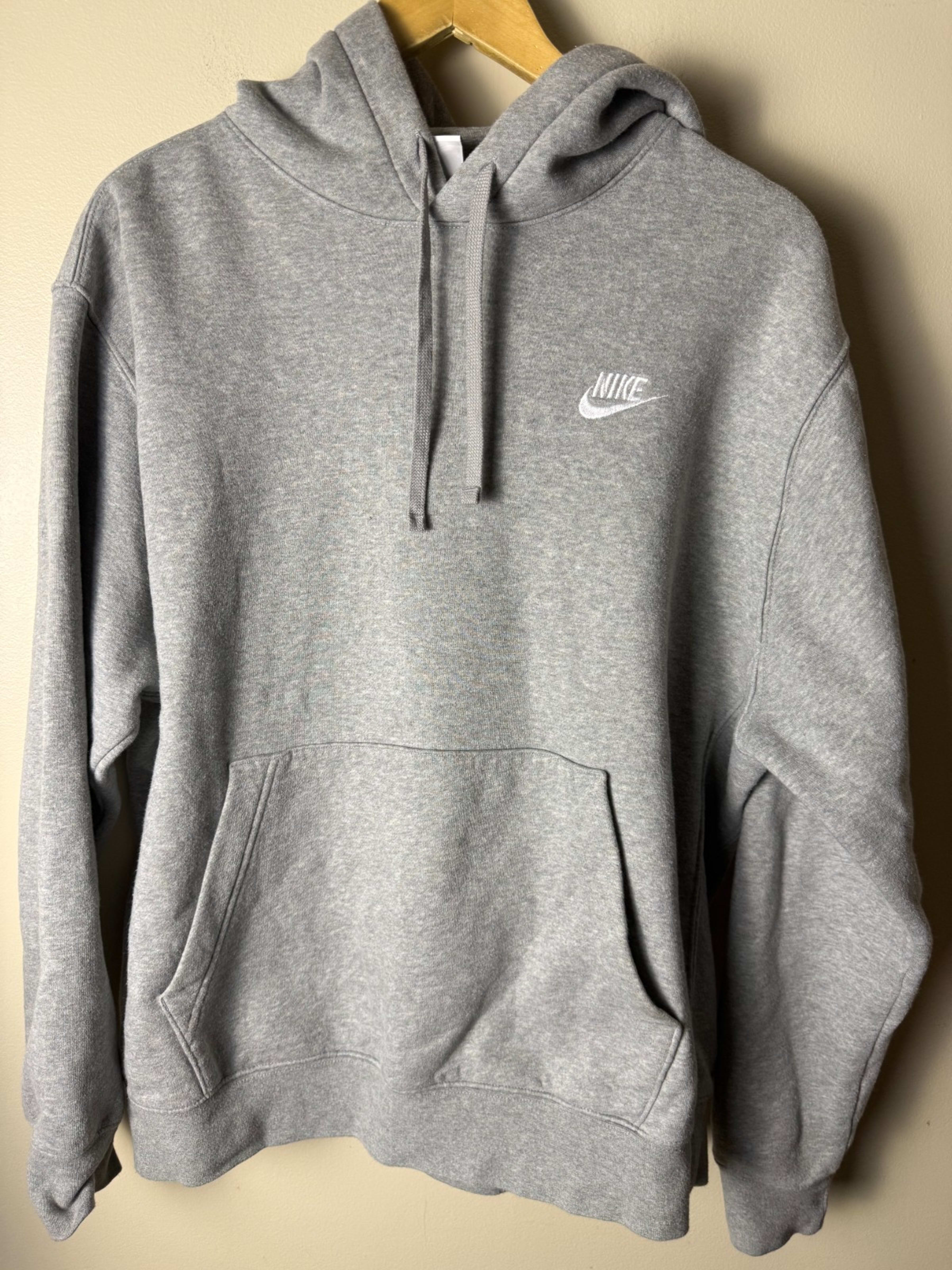 Nike Pullover Hoodie Mens L Fleece Drawstring Hood Pockets Logo Casual
