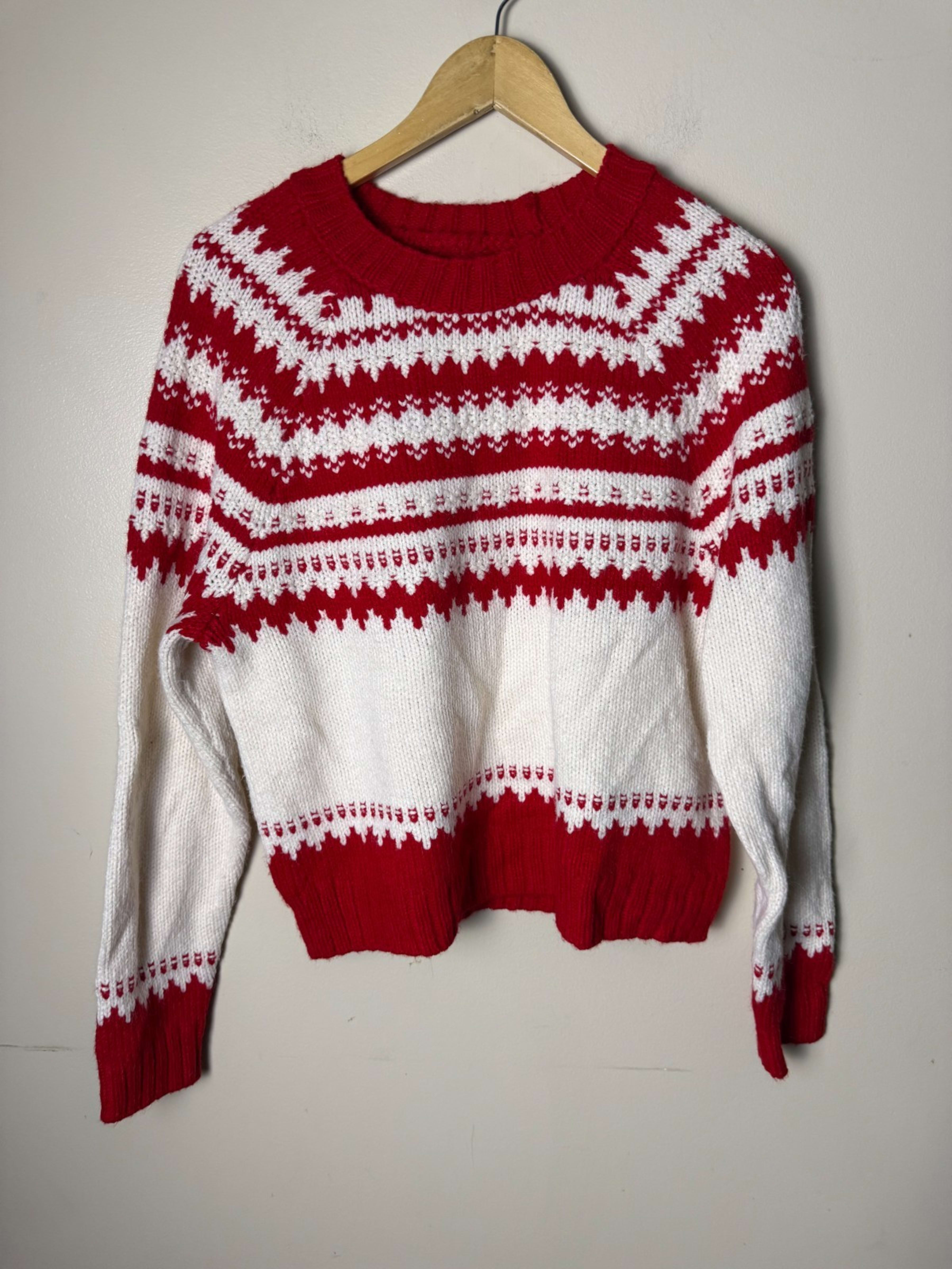 American Eagle Knit Sweater Women’s S Red White Multicolor Casual