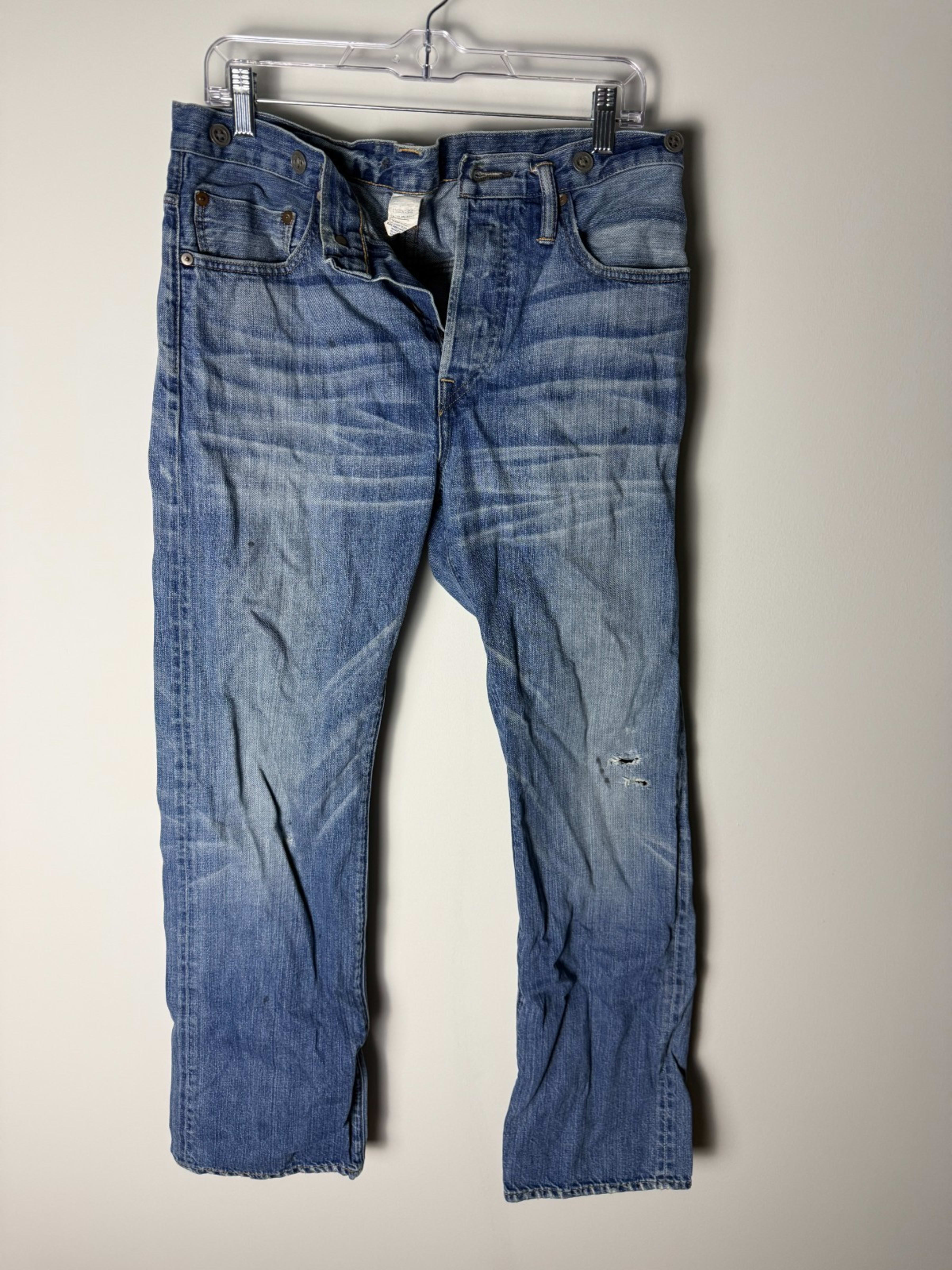 Vintage Straight Leg Jean's 32 x 31 Blue Denim Solid Distressed Y2K